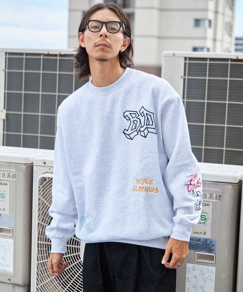 BEN DAVIS(ベンデイビス)の「【BEN DAVIS(ベンデイビス)】EMBROIDERY WORK CREW NV / スウェット クルーネック 刺繍 オーバーサイズ 裏起毛 ワイドシルエット(スウェット・メンズ・ブラック/ネイビー/アッシュグレー・X-LARGE/LARGE/MEDIUM)」の6枚目の写真