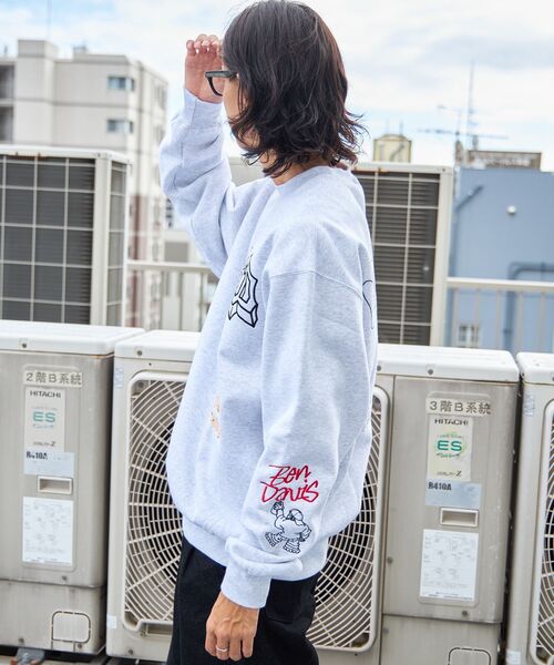 BEN DAVIS(ベンデイビス)の「【BEN DAVIS(ベンデイビス)】EMBROIDERY WORK CREW NV / スウェット クルーネック 刺繍 オーバーサイズ 裏起毛 ワイドシルエット(スウェット・メンズ・ブラック/ネイビー/アッシュグレー・X-LARGE/LARGE/MEDIUM)」の7枚目の写真