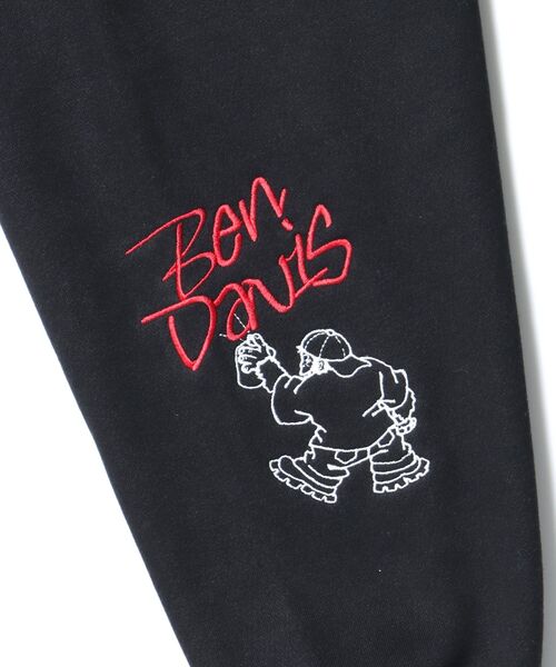 BEN DAVIS(ベンデイビス)の「【BEN DAVIS(ベンデイビス)】EMBROIDERY WORK CREW NV / スウェット クルーネック 刺繍 オーバーサイズ 裏起毛 ワイドシルエット(スウェット・メンズ・ブラック/ネイビー/アッシュグレー・X-LARGE/LARGE/MEDIUM)」の20枚目の写真