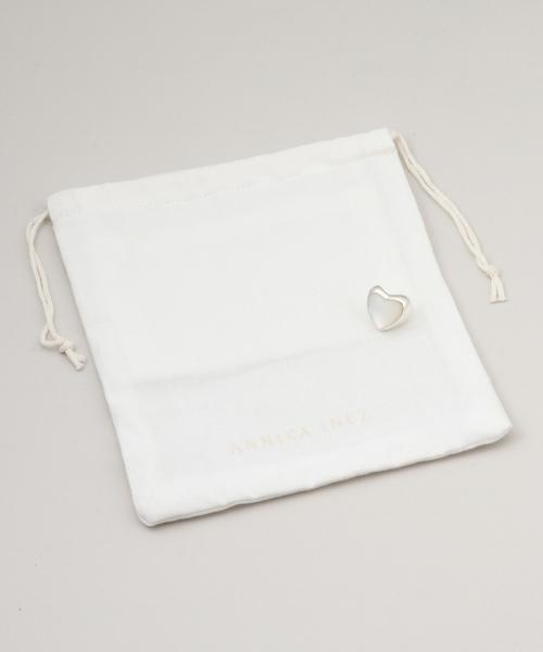 ANNIKA INEZ（アニカイネズ）の「【ANNIKA INEZ/アニカイネズ】Pearl Heart Earcuff（イヤーカフ・レディース・シルバー・FREE）」の11枚目の写真