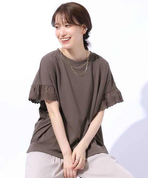 SHOO・LA・RUE(シューラルー)の「◆大人の可愛さを引き出す お袖レーストップス(Tシャツ/カットソー・レディース・ブラウン系その他/ブラック/ホワイト系/イエロー・04/03/02)」の4枚目の写真