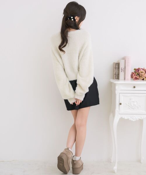 ems excite（エムズエキサイト）の「ラメシャギーショートカーデ（カーディガン/ボレロ・レディース・ダークグレー/ブルー/ピンク/オフホワイト・FREE）」の17枚目の写真