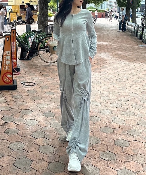 ROYAL PARTY(ロイヤルパーティー)の「ペプラムZIPトップス(Tシャツ/カットソー・レディース・グレー/ブラック/ピンク・FREE)」の12枚目の写真