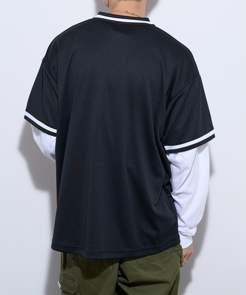 United Athle(ユナイテッドアスレ)の「【United Athle】4.1オンス ドライアスレチック ルーズフィット ラインリブ Tシャツ 5927(Tシャツ/カットソー・メンズ・ホワイト/レッド/ブラック/ブルー・M/L)」の15枚目の写真