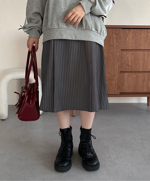 kutir(クティール)の「【2サイズ展開】2wayアソートミディプリーツスカート(スカート・レディース・ブラック/グレー/ダークグレー/ネイビー/ブラウン/ダークブラウン/レッド/ボルドー/ベージュ/レッド系その他/グレー系その他/グリーン/ネイビー系・MEDIUM/LARGE)」の14枚目の写真