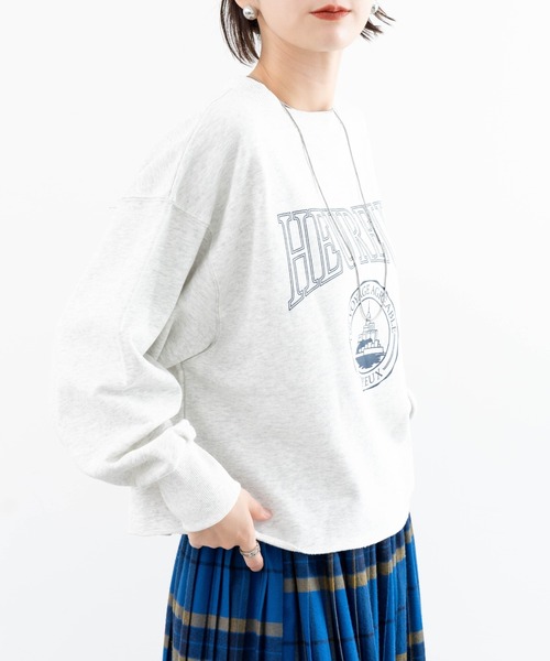 refinedworks(リファインドワークス)の「【refinedworks】裏毛ショート丈プルオーバー!(スウェット・レディース・レッド/オートミール/ネイビー・FREE)」の9枚目の写真