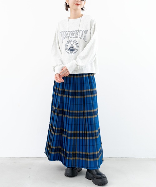 refinedworks(リファインドワークス)の「【refinedworks】裏毛ショート丈プルオーバー!(スウェット・レディース・レッド/オートミール/ネイビー・FREE)」の16枚目の写真