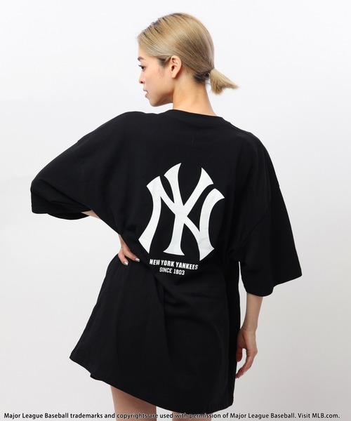 BACK TO THE FIELD（バック トゥー ザ フィールド）の「【MLB】ナンバリングロゴT（Tシャツ/カットソー・レディース・ホワイト系/ブラック/ホワイト/ブラック系・FREE）」の3枚目の写真