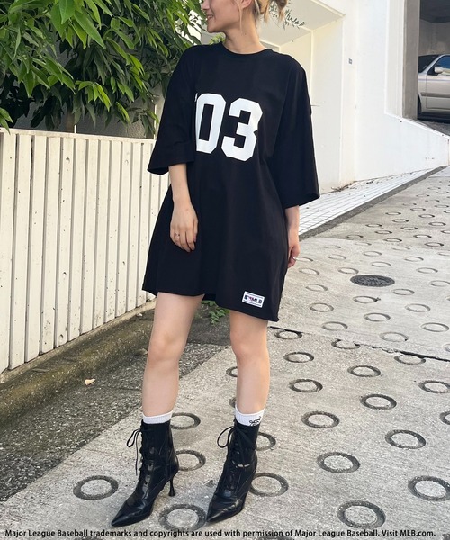 BACK TO THE FIELD（バック トゥー ザ フィールド）の「【MLB】ナンバリングロゴT（Tシャツ/カットソー・レディース・ホワイト系/ブラック/ホワイト/ブラック系・FREE）」の11枚目の写真