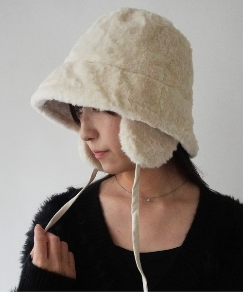 Port(ポート)の「【 antique andico / アンティーク アンディコ 】 イヤーフラップ フェイクファー バケット ハット #_(ハット・レディース・アイボリー/グレー/ブラック/ベージュ・FREE)」の1枚目の写真