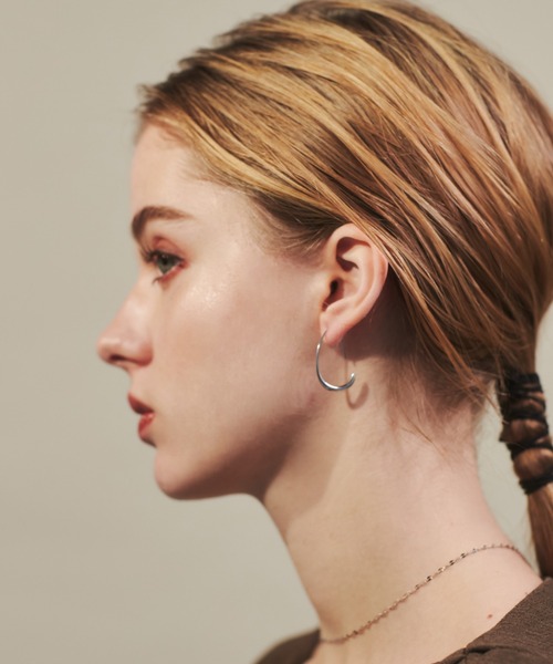 ciite'（シーテ）の「シズクフープピアス  (両耳用)（ピアス（両耳用）・レディース・ゴールド/シルバー/ピンクゴールド・FREE）」の9枚目の写真
