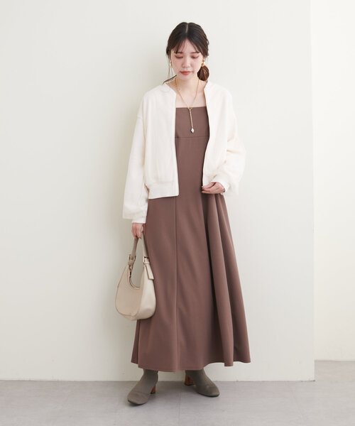 natural couture(ナチュラルクチュール)の「サカリバ×チュールレイヤードブルゾン(ブルゾン・レディース・カーキ/オフホワイト/グレー/ブラック・FREE)」の6枚目の写真