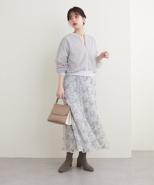 natural couture(ナチュラルクチュール)の「サカリバ×チュールレイヤードブルゾン(ブルゾン・レディース・カーキ/オフホワイト/グレー/ブラック・FREE)」の10枚目の写真