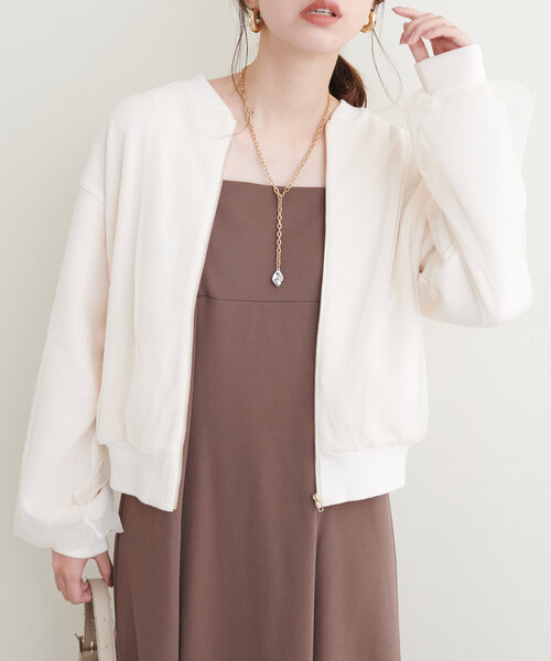 natural couture(ナチュラルクチュール)の「サカリバ×チュールレイヤードブルゾン(ブルゾン・レディース・カーキ/オフホワイト/グレー/ブラック・FREE)」の2枚目の写真