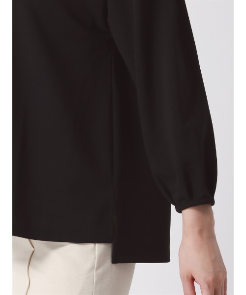 SUIT SQUARE（スーツスクエア）の「キーネックパールプルオーバー 8分袖 ウォッシャブル カットジョーゼット 無地 destyle（Tシャツ/カットソー・レディース・ホワイト/ブラウン/ブラック・38(9号)）」の7枚目の写真