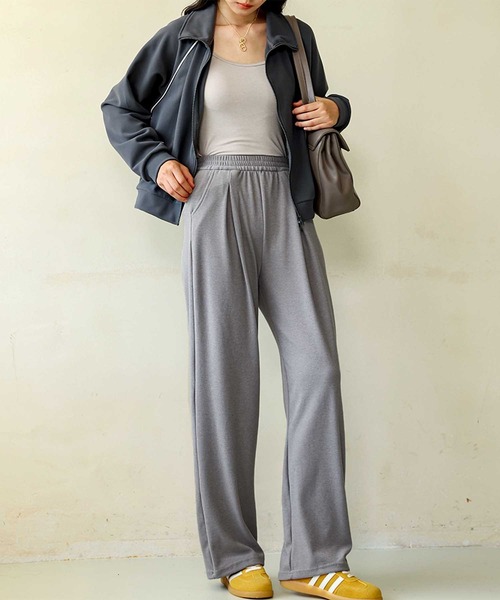 OSYAREVO(オシャレボ)の「タック入り スウェット パンツ(スウェットパンツ・レディース・ブラウン/チャコール/グレー/クリーム・MEDIUM/LARGE/X-LARGE)」の2枚目の写真