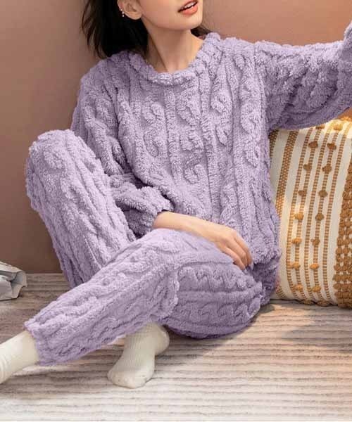NANEA（ナネア）の「ケーブル柄フリースルームウェア上下セット（ルームウェア/パジャマ・レディース・ピンク/モカ/パープル/ブルー/ホワイト/チャコールグレー・フリー）」の5枚目の写真