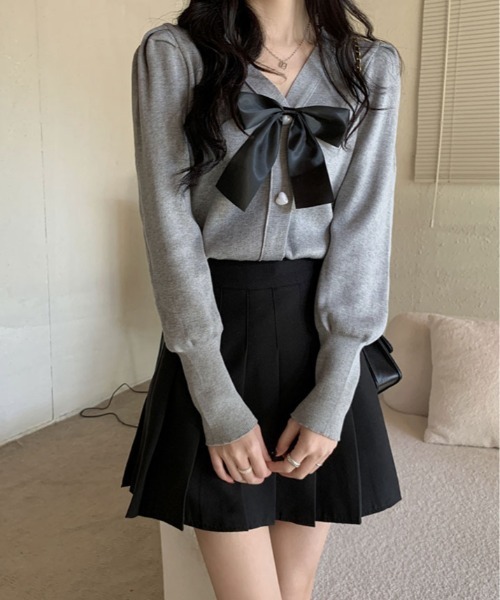 kirakiraShop（キラキラショップ）の「ハート ボタン リボン 付き ニット カーディガン（カーディガン/ボレロ・レディース・グレー/ブラック/ホワイト・FREE）」の11枚目の写真
