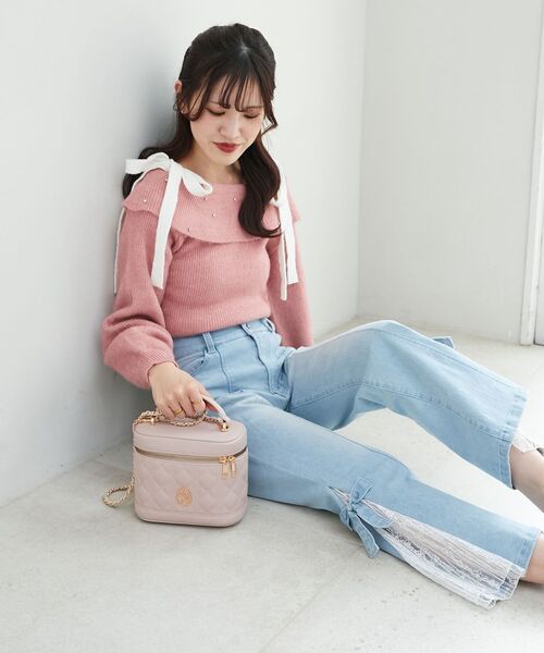 MAJESTIC LEGON（マジェスティックレゴン）の「キルティングビジューバニティ（ショルダーバッグ・レディース・ピンク/ブラック/アイボリー・FREE）」の4枚目の写真