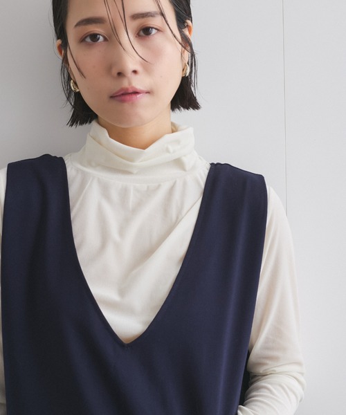 ketty(ケティ)の「ニュアンスベロアハイネックカットソー≪手洗い可能≫(Tシャツ/カットソー・レディース・ブルー/チャコールグレー/オフホワイト・M)」の2枚目の写真