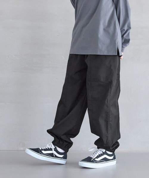 coca（coca）（コカ）の「キッズ　パラシュートパンツ（カーゴパンツ・キッズ・ブラック/グレー・150/140/130/120）」の4枚目の写真