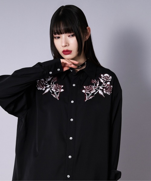 Ozz on Rozen Kavalier 刺繍シャツ　ゴシック y2k 黒 セール】フラワープリント刺繍シャツ（シャツ/ブラウス）｜Ellno Loset
