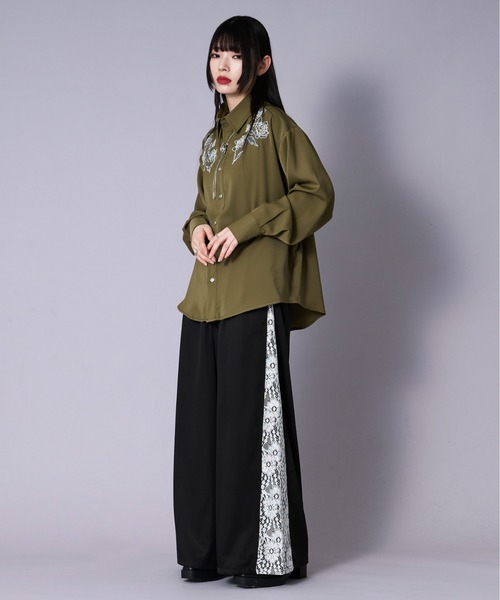 Ellno Loset(エルノロゼット)の「フラワープリント刺繍シャツ(シャツ/ブラウス・メンズ・ブルーグレー/ブラック/マスタード/オフホワイト・MEDIUM/LARGE/SMALL)」の17枚目の写真