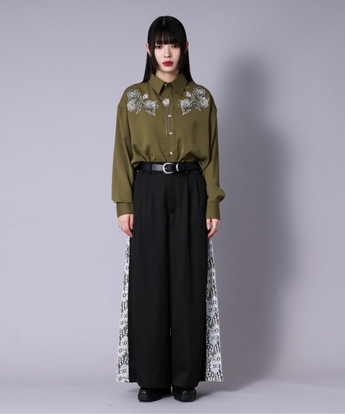 Ellno Loset(エルノロゼット)の「フラワープリント刺繍シャツ(シャツ/ブラウス・メンズ・ブルーグレー/ブラック/マスタード/オフホワイト・MEDIUM/LARGE/SMALL)」の18枚目の写真