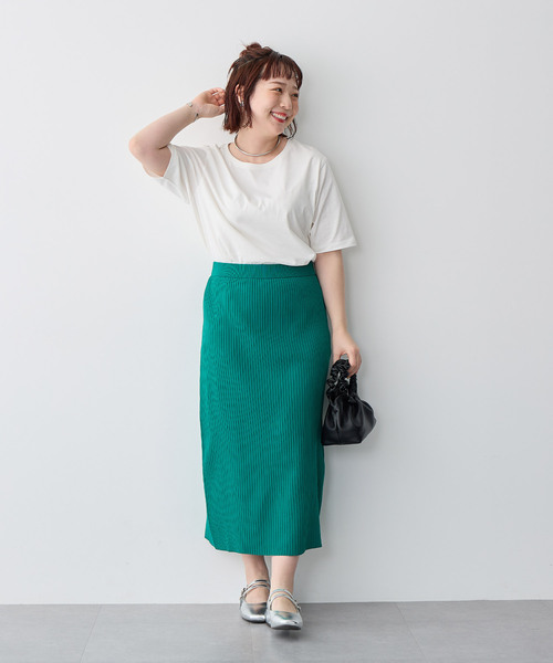 anyfee（エニフィー）の「【anyfee/プラスサイズ】USAコットンオーバーサイズベーシック半袖Tシャツ（接触冷感）（Tシャツ/カットソー・レディース・ブラック/チャコール/ホワイト・LL/3L/4L/5L）」の17枚目の写真
