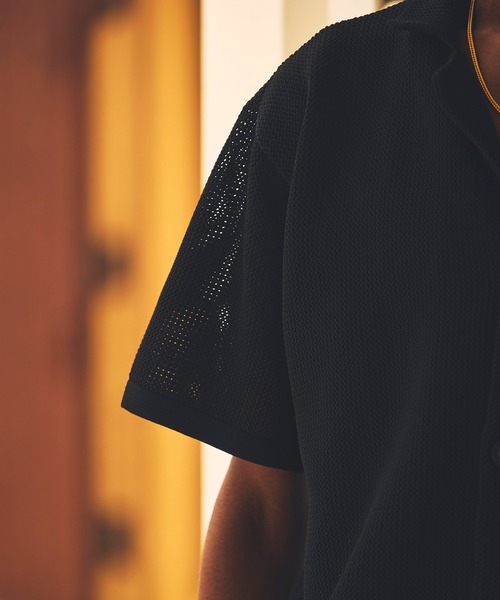 1PIU1UGUALE3 RELAX (ウノピゥウノウグァーレトレ リラックス)の「1PIU1UGUALE3 RELAX(ウノピゥウノウグァーレトレ リラックス)ニット オープンカラーシャツ 半袖シャツ (通気性/吸水性)(シャツ/ブラウス・メンズ・ブラック/サックスブルー/ホワイト・S/M/L/XL)」の20枚目の写真