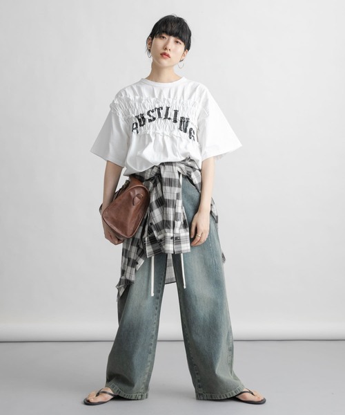 KBF(ケイビーエフ)の「シャーリングリメイクTEE(Tシャツ/カットソー・レディース・ライトブルー/オフホワイト/ブラック・ONE)」の15枚目の写真