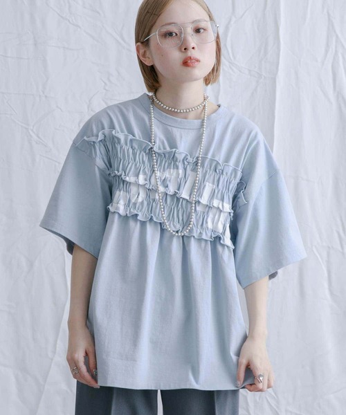 KBF(ケイビーエフ)の「シャーリングリメイクTEE(Tシャツ/カットソー・レディース・ライトブルー/オフホワイト/ブラック・ONE)」の21枚目の写真