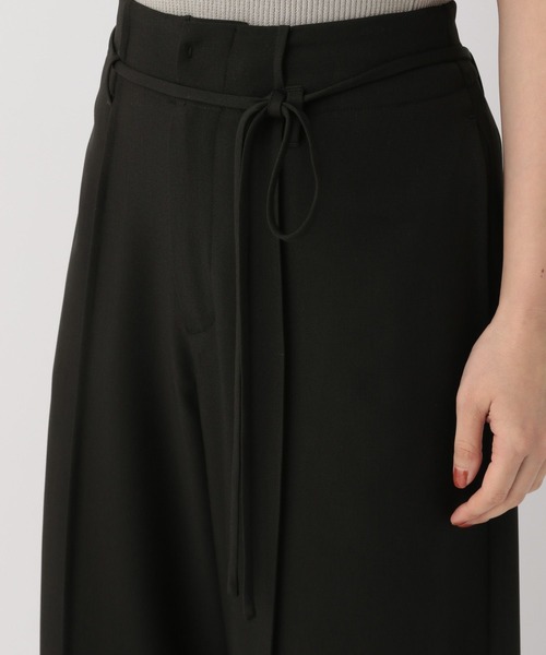 A part by（アパートバイ）の「ピンタックカーブパンツ（その他パンツ・レディース・ライトベージュ/ブラック/ベージュ・MEDIUM/SMALL）」の16枚目の写真