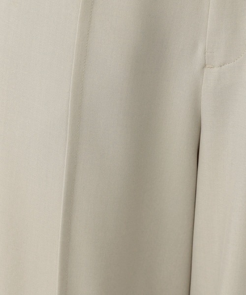 A part by（アパートバイ）の「ピンタックカーブパンツ（その他パンツ・レディース・ライトベージュ/ブラック/ベージュ・MEDIUM/SMALL）」の6枚目の写真