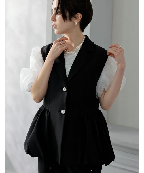 MEISM（ミズム）の「[2025SS COLLECTION][MEISM by Re:EDIT][オケージョン セレモニー]ツイルウエスト切り替えバルーンテーラードベスト（ダウンベスト・レディース・ホワイト/ブラック・MEDIUM/LARGE）」の12枚目の写真