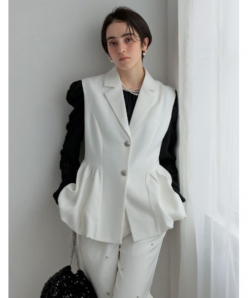 MEISM（ミズム）の「[2025SS COLLECTION][MEISM by Re:EDIT][オケージョン セレモニー]ツイルウエスト切り替えバルーンテーラードベスト（ダウンベスト・レディース・ホワイト/ブラック・MEDIUM/LARGE）」の18枚目の写真