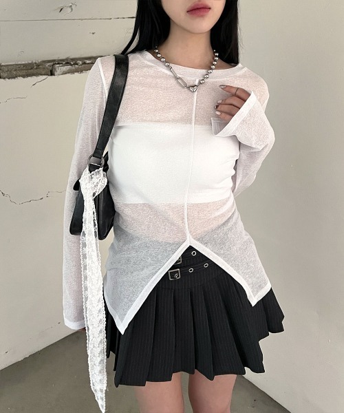 4INT.（フォイント）の「シースルー フロントスリット 長袖 トップス（Tシャツ/カットソー・レディース・ブラック/ベージュ/ホワイト・FREE）」の2枚目の写真