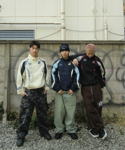 centimeter(センチメーター)の「Symbol nylon jacket(ナイロンジャケット・メンズ・オフホワイト/ネイビー系/ブラック・MEDIUM/LARGE/X-LARGE)」の4枚目の写真