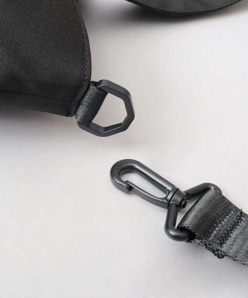 moz（モズ）の「軽量 撥水 ポリエステル 大容量 ショルダーベルト付き トートバッグ A4サイズ・PC収納・ビジネス対応（トートバッグ・レディース・ブラック/ブルー/オフホワイト・FREE）」の15枚目の写真