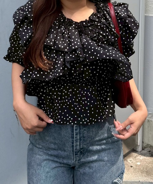 continuer de NICE CLAUP（コンティニューデナイスクラップ）の「フリルクロスブラウス（シャツ/ブラウス・レディース・ストライプ/チェック/オフホワイト/ブラック/ドット・FREE）」の12枚目の写真