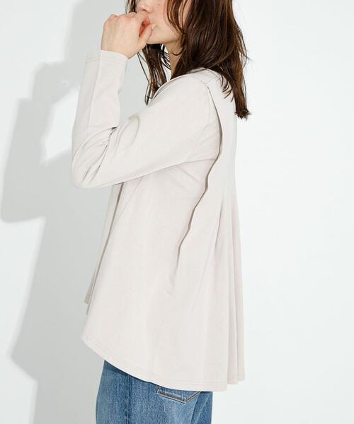 URBAN RESEARCH Sonny Label(アーバンリサーチサニーレーベル)の「バックタックフレアカットプルオーバー(Tシャツ/カットソー・レディース・オフホワイト/チャコールグレー/ベージュ系その他・FREE)」の3枚目の写真