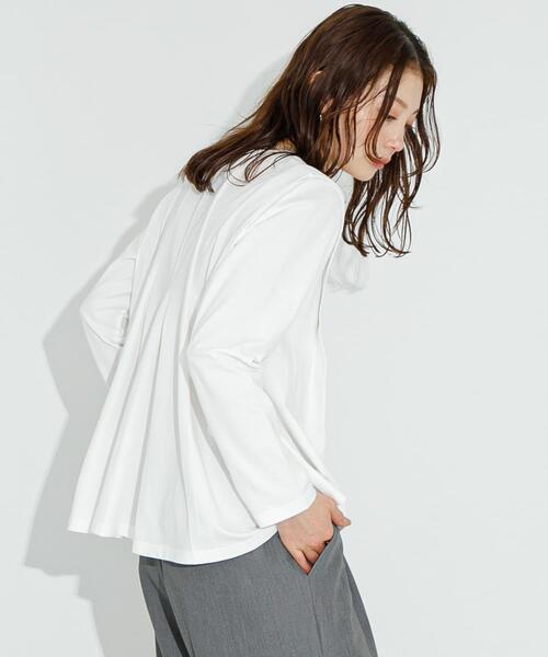 URBAN RESEARCH Sonny Label(アーバンリサーチサニーレーベル)の「バックタックフレアカットプルオーバー(Tシャツ/カットソー・レディース・オフホワイト/チャコールグレー/ベージュ系その他・FREE)」の1枚目の写真
