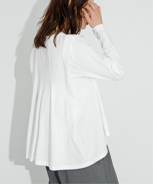 URBAN RESEARCH Sonny Label（アーバンリサーチサニーレーベル）の「バックタックフレアカットプルオーバー（Tシャツ/カットソー・レディース・オフホワイト/チャコールグレー/ベージュ系その他・FREE）」の5枚目の写真