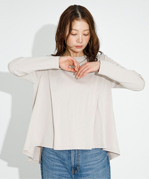 URBAN RESEARCH Sonny Label（アーバンリサーチサニーレーベル）の「バックタックフレアカットプルオーバー（Tシャツ/カットソー・レディース・オフホワイト/チャコールグレー/ベージュ系その他・FREE）」の14枚目の写真
