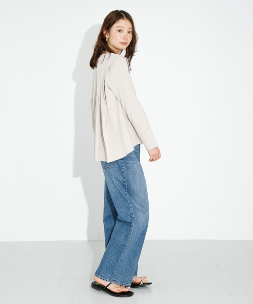 URBAN RESEARCH Sonny Label（アーバンリサーチサニーレーベル）の「バックタックフレアカットプルオーバー（Tシャツ/カットソー・レディース・オフホワイト/チャコールグレー/ベージュ系その他・FREE）」の19枚目の写真