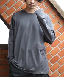 NEW ERA ロングTシャツ