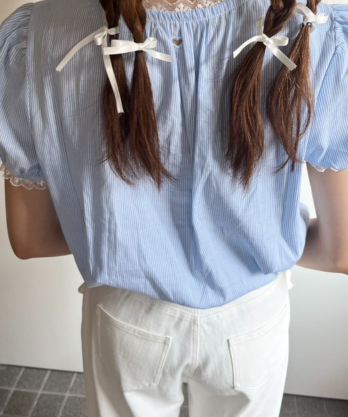 hugi(ハギ)の「TRIPLE HEART BLOUSE/トリプルハートブラウス(シャツ/ブラウス・レディース・サックスブルー/ライトピンク・FREE)」の6枚目の写真