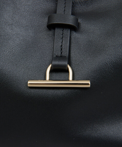 GALLARDAGALANTE（ガリャルダガランテ）の「【2.718】フロントバーワンショルダー（ショルダーバッグ・レディース・ベージュ/ブラック・FREE）」の4枚目の写真