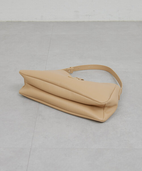 GALLARDAGALANTE（ガリャルダガランテ）の「【2.718】フロントバーワンショルダー（ショルダーバッグ・レディース・ベージュ/ブラック・FREE）」の18枚目の写真