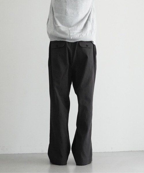 WhoWhat（フーワット）の「who what 2TUCK TROUSERS（スラックス・メンズ・ブラック・SMALL/MEDIUM）」の3枚目の写真